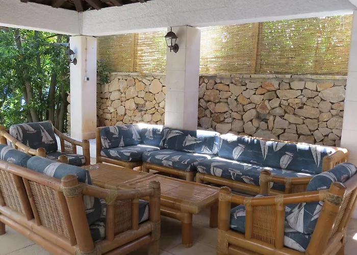 Sea House Villa *